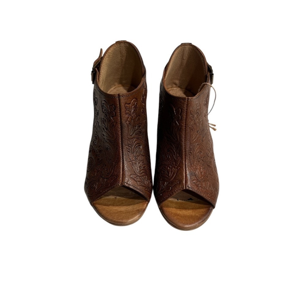 Roper Brown Embossed Sandals - image 2